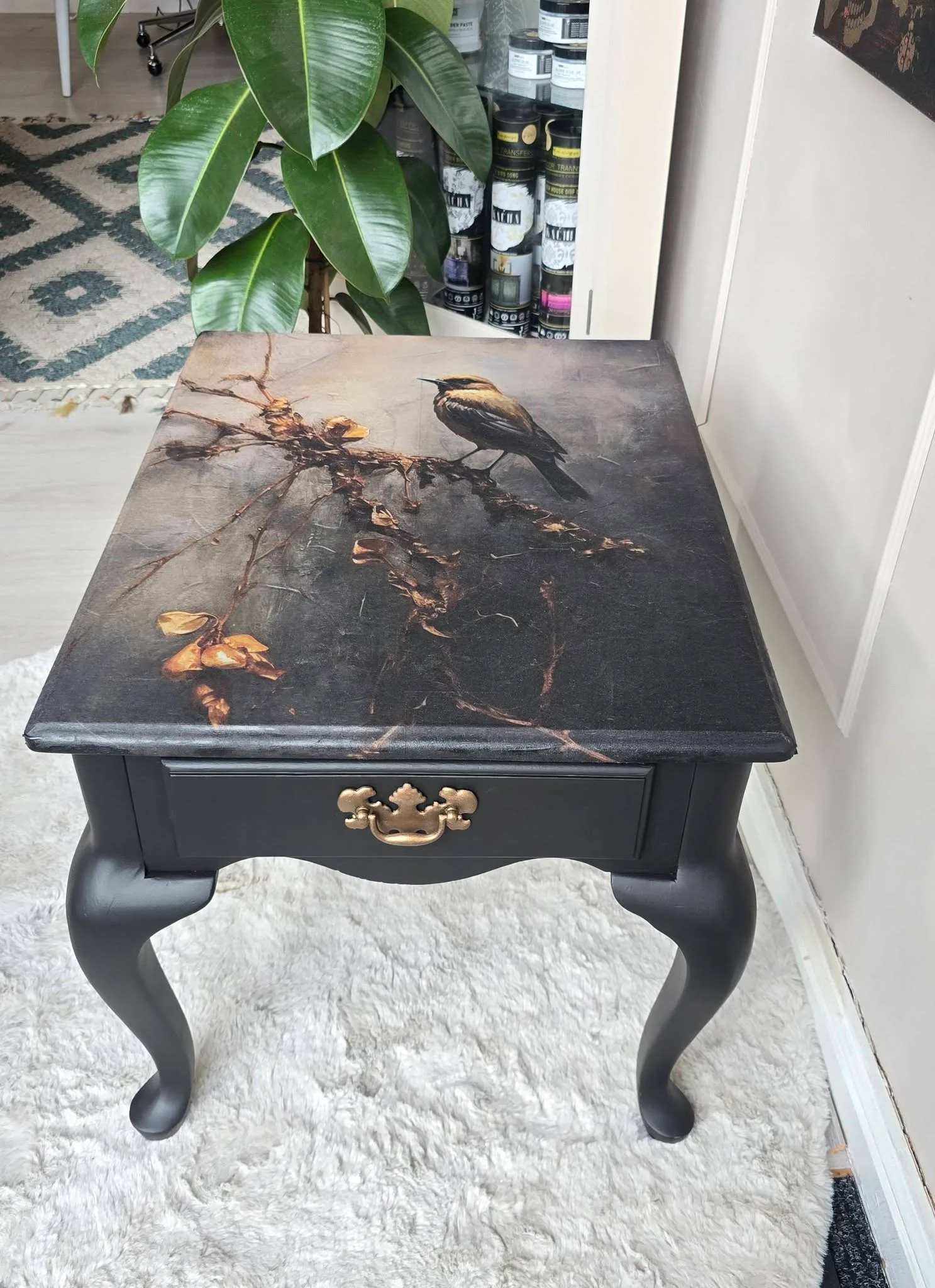 Statement Decoupage Workshop: Fibre Papers & Blended Finishes - Level 3 event image